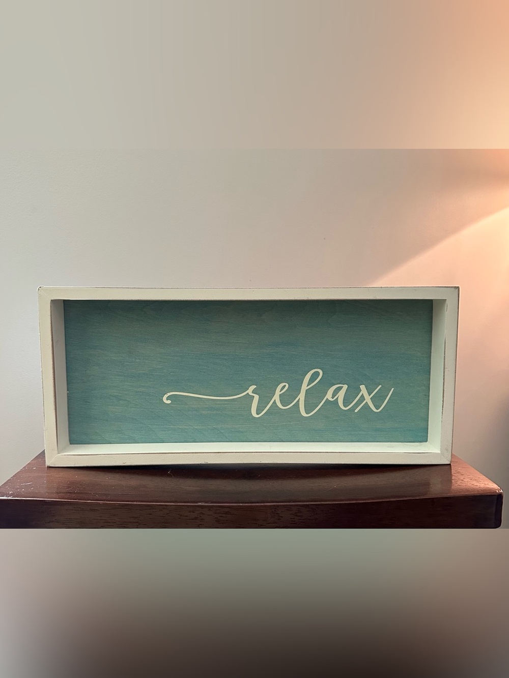 Wooden “relax” sign